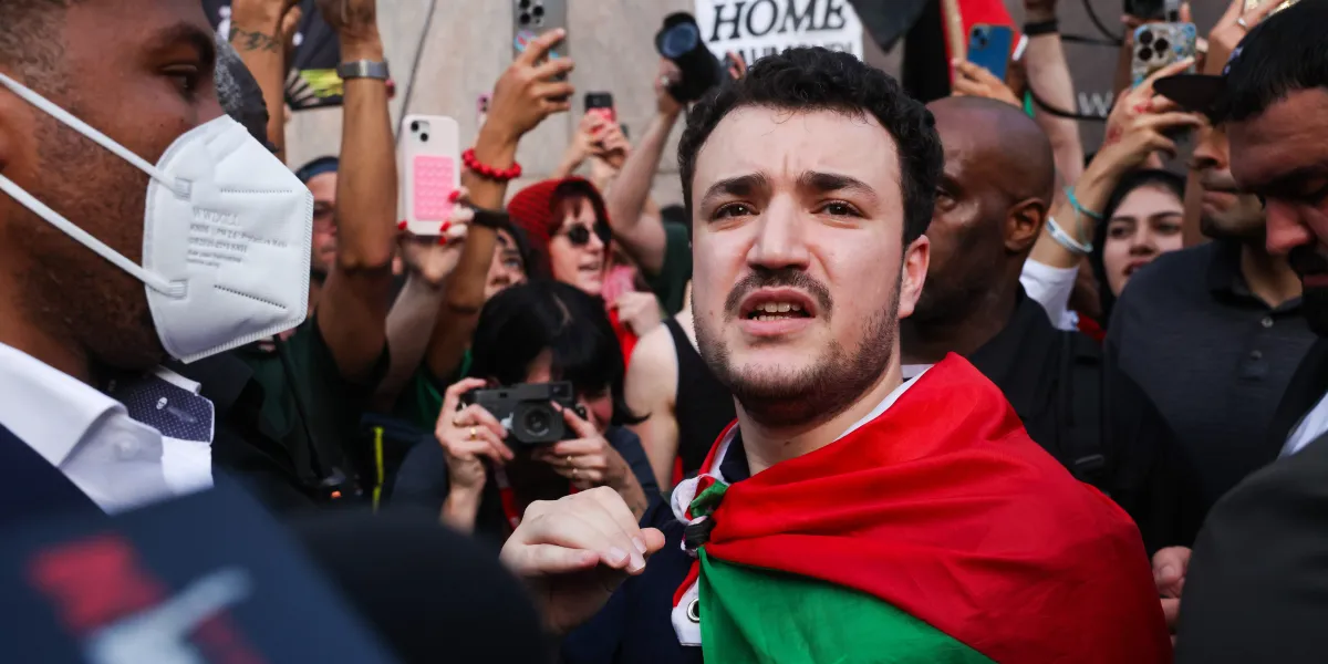 FBI Quietly Closed a Probe Into Mahmoud Khalil While He Was in ICE Detention