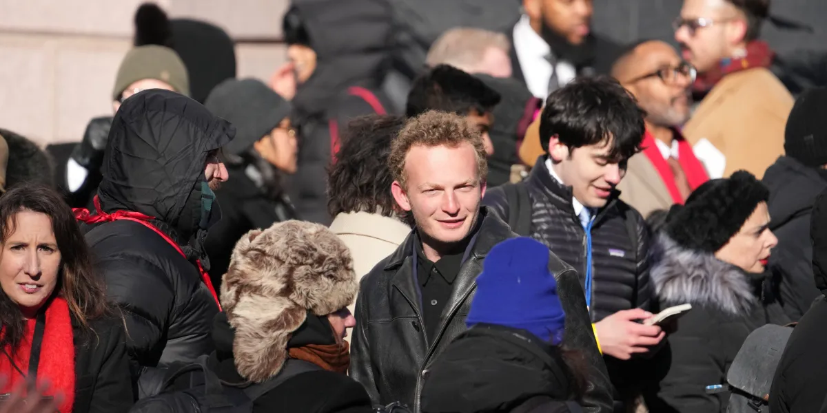 DSA Members Urge Campaigns to Ditch Platner Consultant Who Advised Mamdani