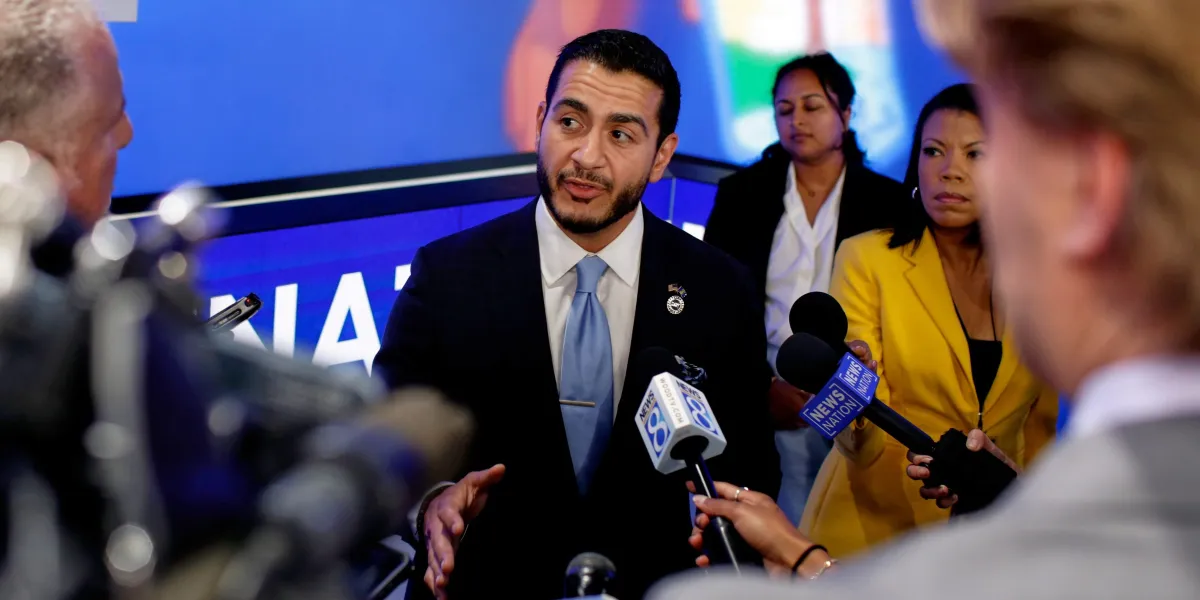 Abdul El-Sayed Faces Islamophobic Attacks From GOP and Democratic Establishment