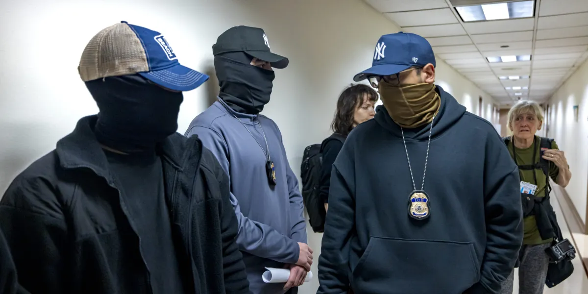 ICE Mandates Dress Code After Killings and Botched Arrest