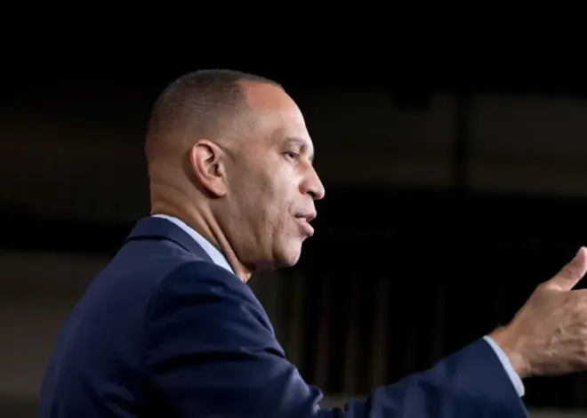 Dems Have an Opportunity to Force an End to the Iran War. Will They Take It?