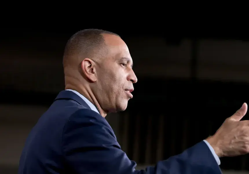 Dems Have an Opportunity to Force an End to the Iran War. Will They Take It?