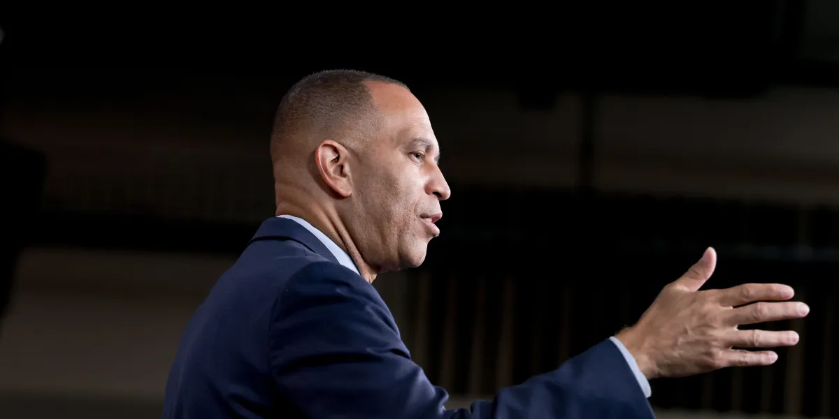 Dems Have an Opportunity to Force an End to the Iran War. Will They Take It?